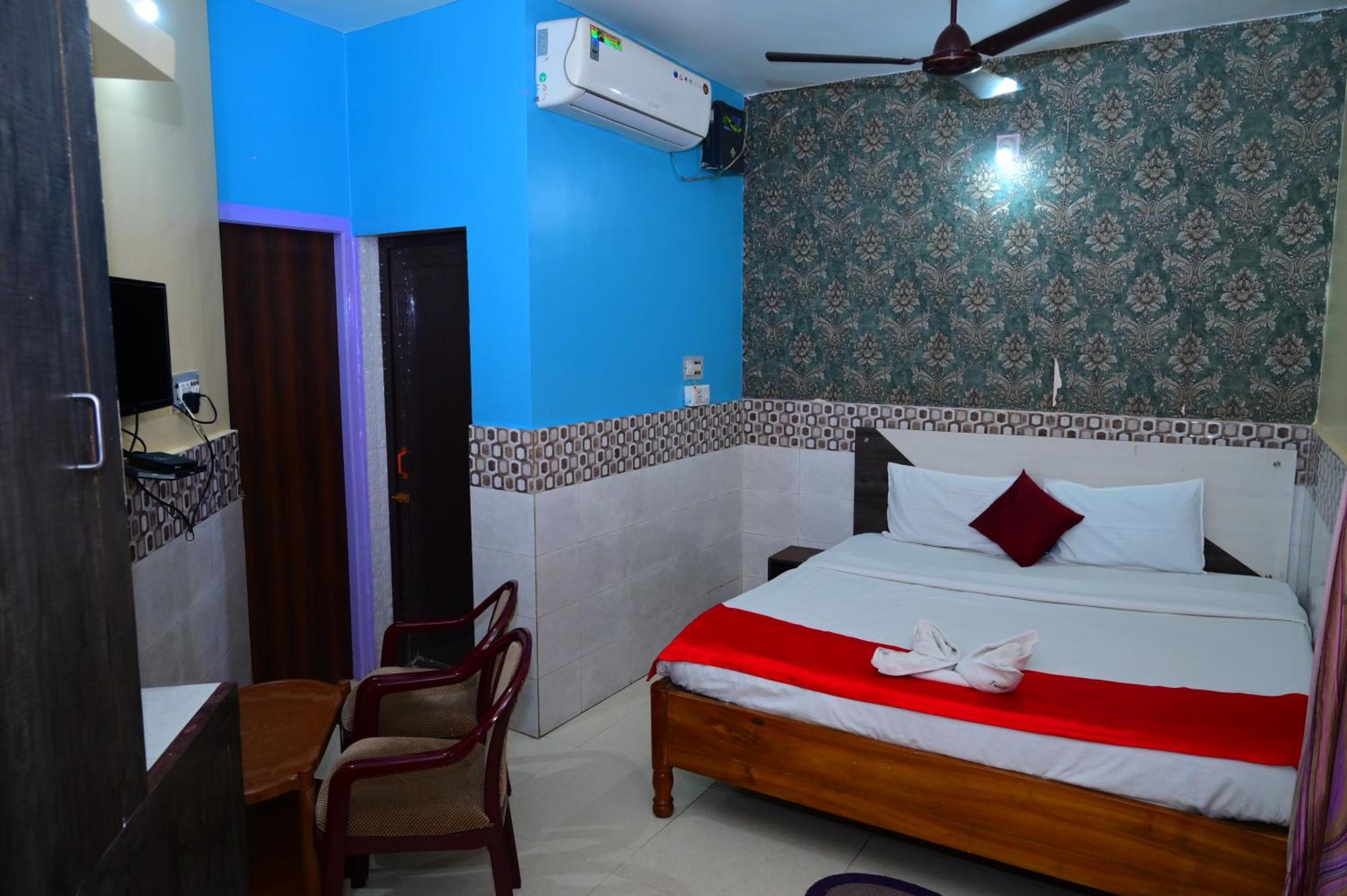 Mor Hotel Beach Heaven-স্বর্গদ্বার গোল্ডেন বিচ এবং মন্দিরের কাছে হোটেল বিচ হেভেন- Near Golden Beach & Temple Best Selling & Best Choice Of Travellers Puri Dış mekan fotoğraf
